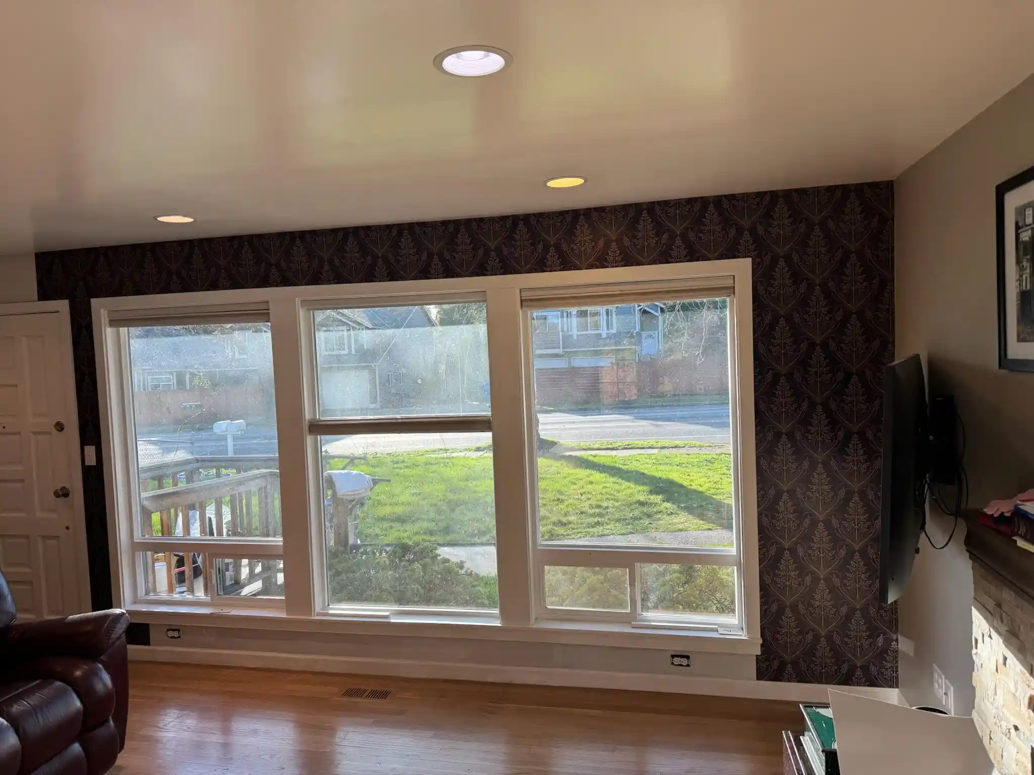 Wallpaper installation project in Pine Hills, FL