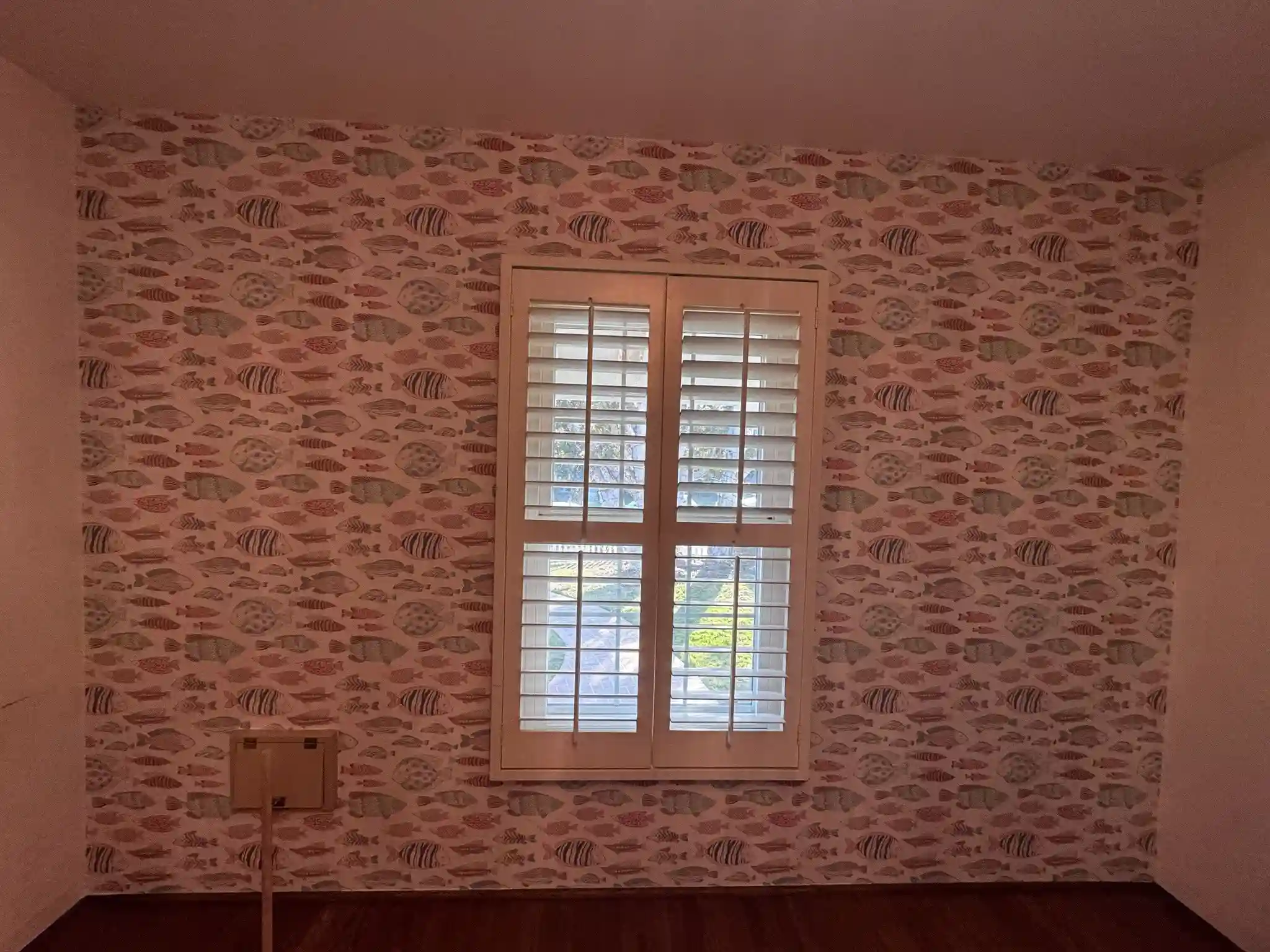 Wallpaper installation project in Altamonte Springs, FL